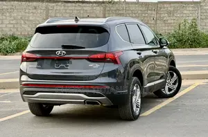 Nouveau Hyundai Santa Fe 2023 Gris
