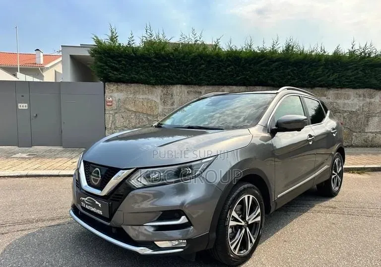 Nissan Qashqai 2017 Gris