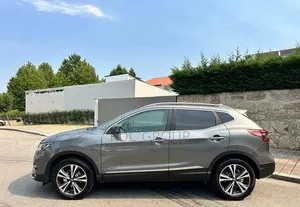 Nissan Qashqai 2017 Gris