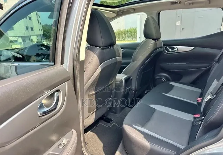 Nissan Qashqai 2017 Gris