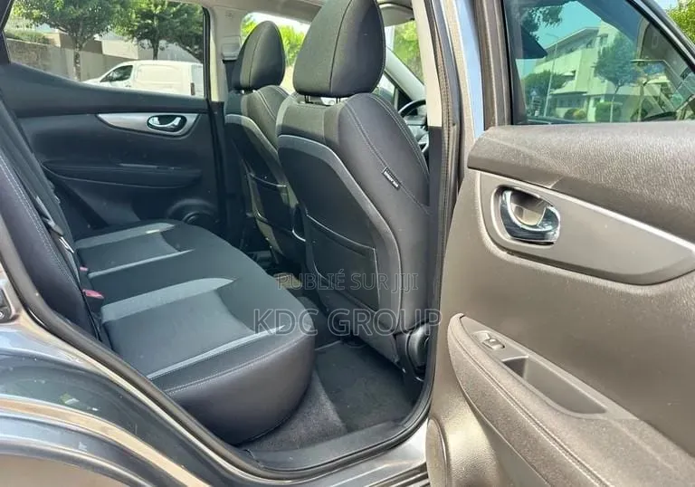 Nissan Qashqai 2017 Gris