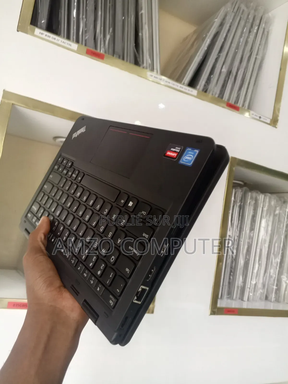Ordinateur portable Lenovo ThinkPad 11e 4GB Intel Celeron SSD 128GB