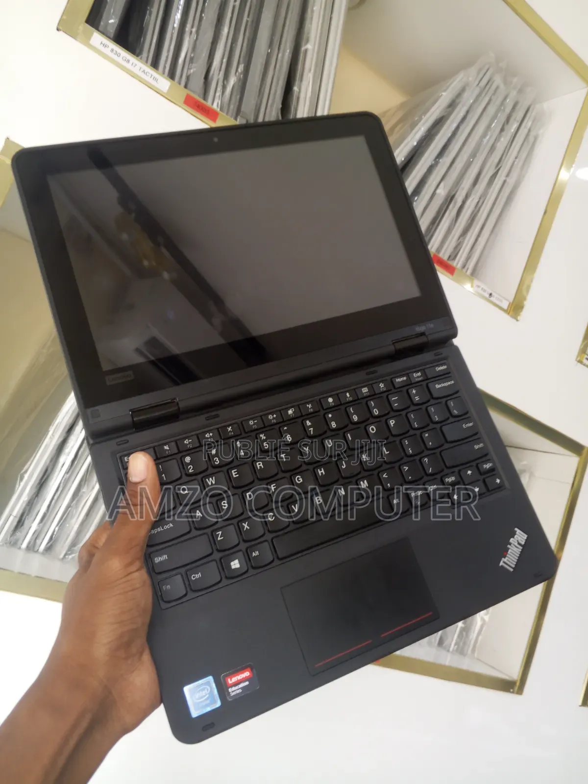Ordinateur portable Lenovo ThinkPad 11e 4GB Intel Celeron SSD 128GB