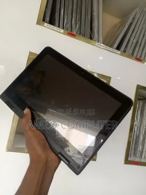 Ordinateur portable Lenovo ThinkPad 11e 4GB Intel Celeron SSD 128GB