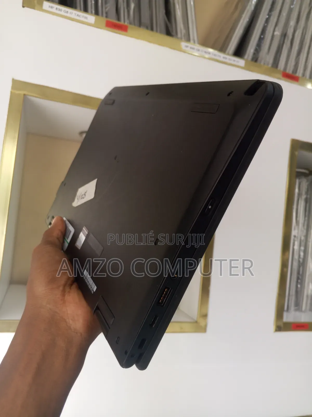 Ordinateur portable Lenovo ThinkPad 11e 4GB Intel Celeron SSD 128GB