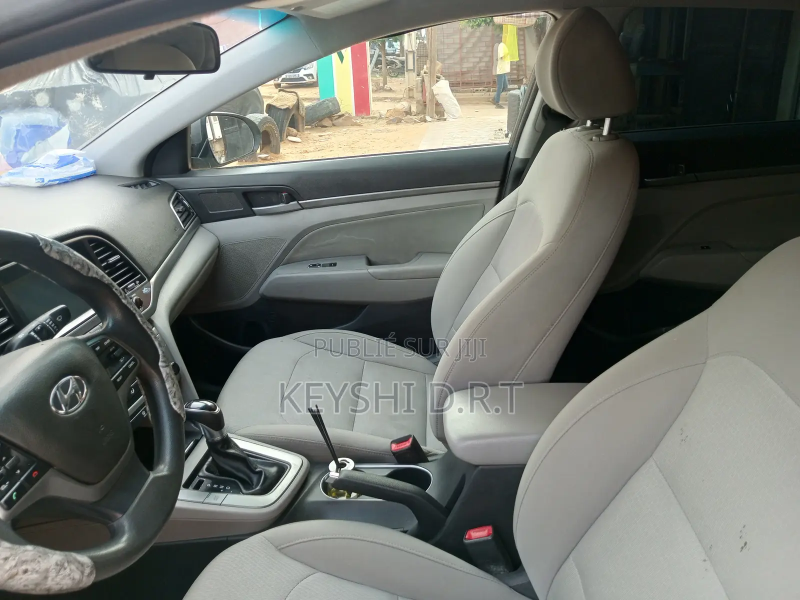 Hyundai Elantra 2017 Gris