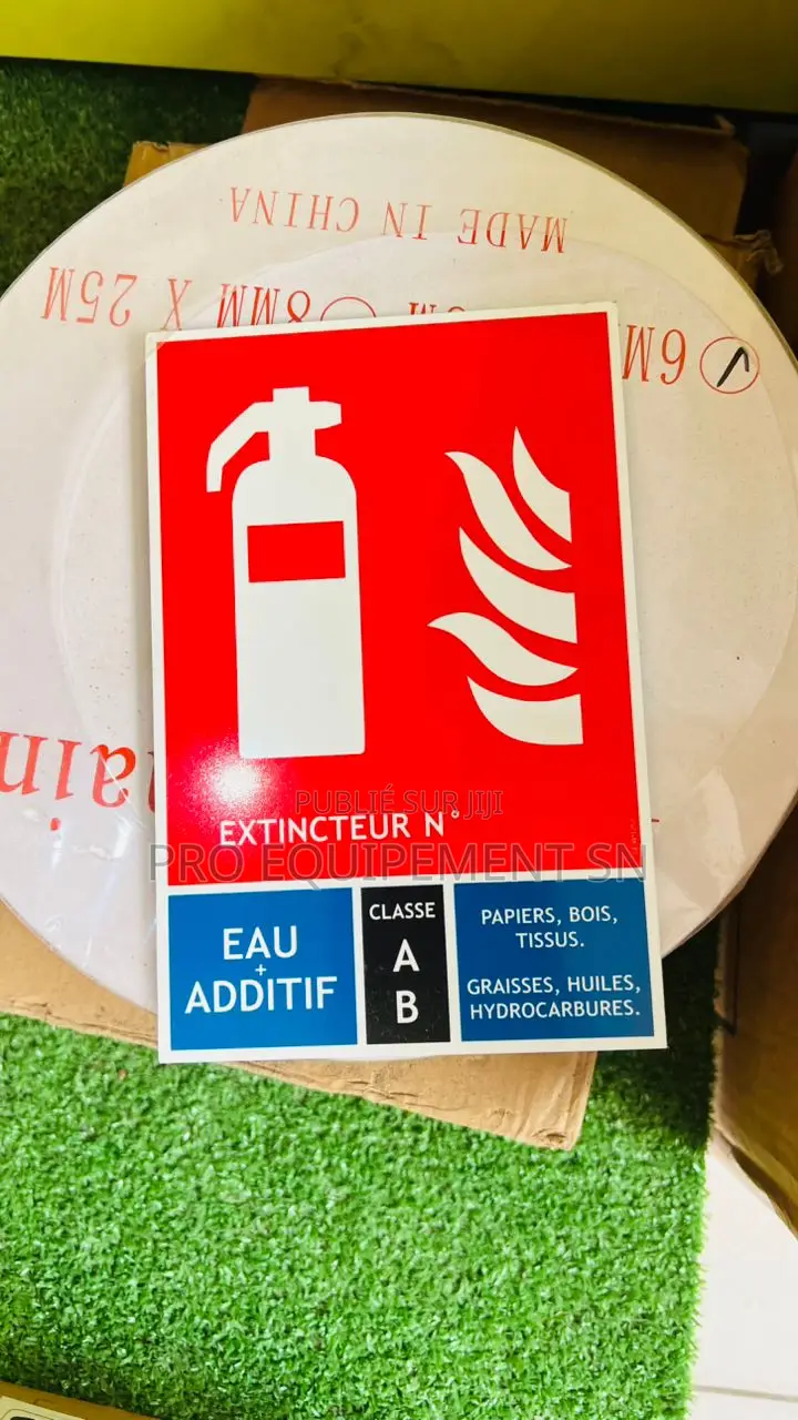 Vente Des Extincteurs À Poudre Abc & Co2