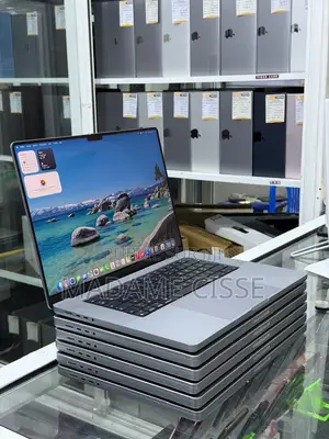 Nouveau Pomme MacBook Pro 2021 M1 32GB Apple M1 Pro SSD 512GB