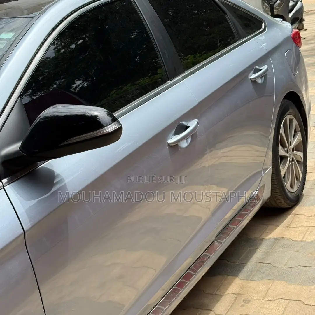 Hyundai Sonata Sport Sedan FWD (2.4L 4cyl 6A) 2016 Gris