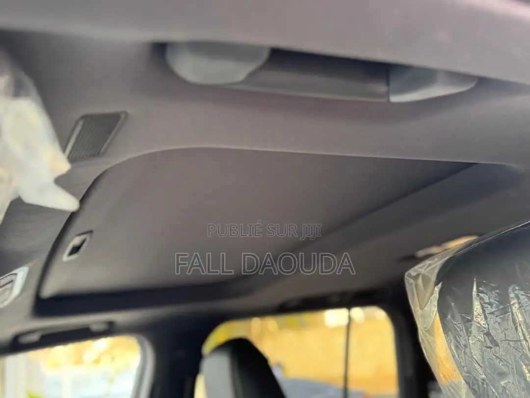 Toyota Land Cruiser Prado 2024 Noir