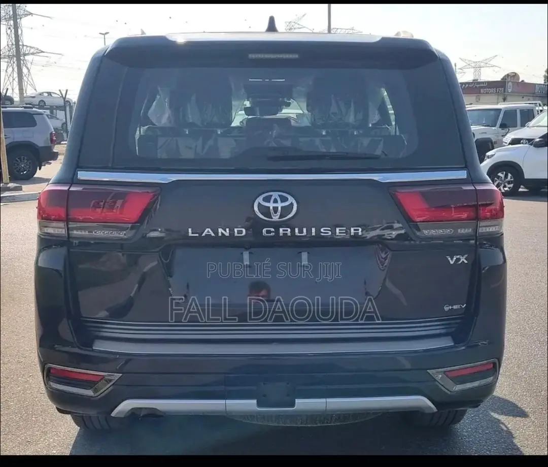 Toyota Land Cruiser Prado 2024 Noir
