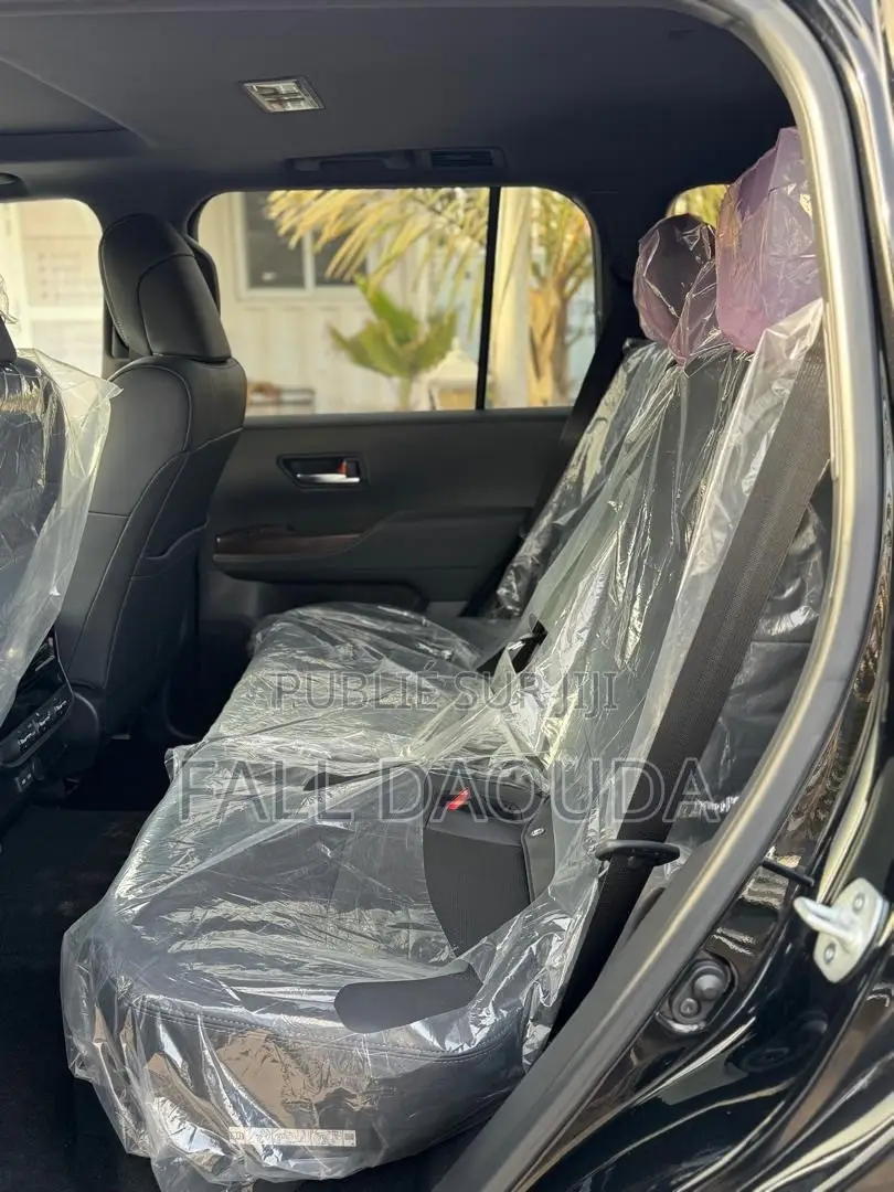 Toyota Land Cruiser Prado 2024 Noir