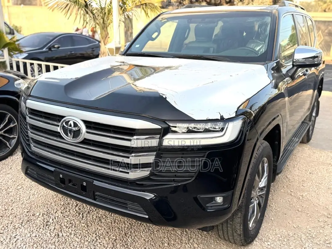 Toyota Land Cruiser Prado 2024 Noir