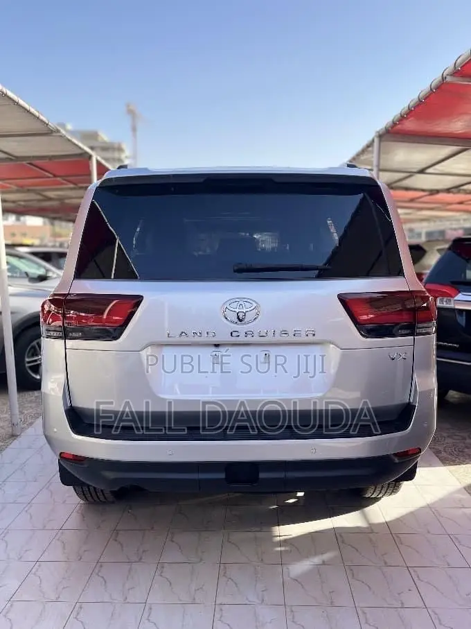 Toyota Land Cruiser Prado 2024 Gris