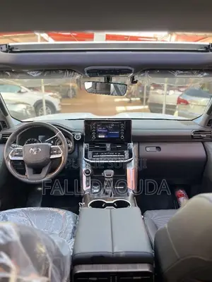 Toyota Land Cruiser Prado 2024 Gris