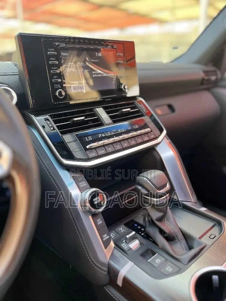 Toyota Land Cruiser Prado 2024 Gris