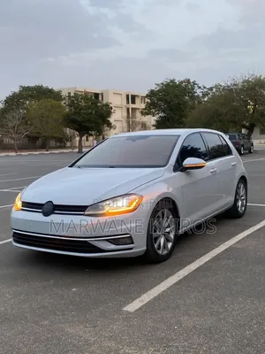 Volkswagen Golf 2018 Blanc