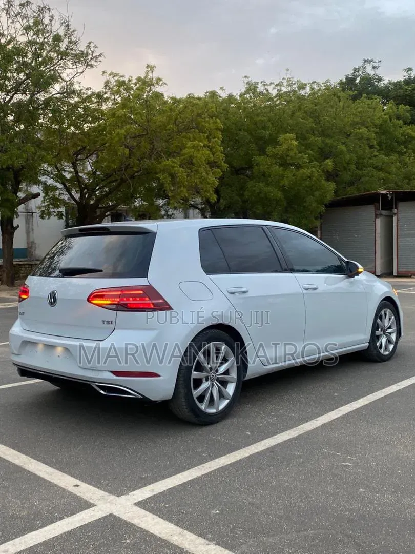 Volkswagen Golf 2018 Blanc
