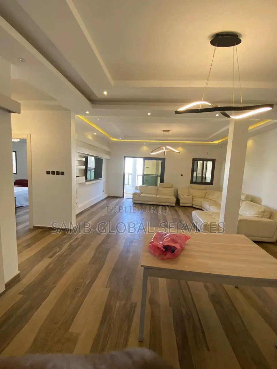Meublé 2chbre Appartement dans Almadies à Vendre