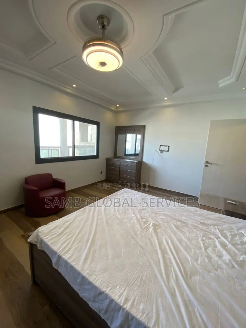 Meublé 2chbre Appartement dans Almadies à Vendre