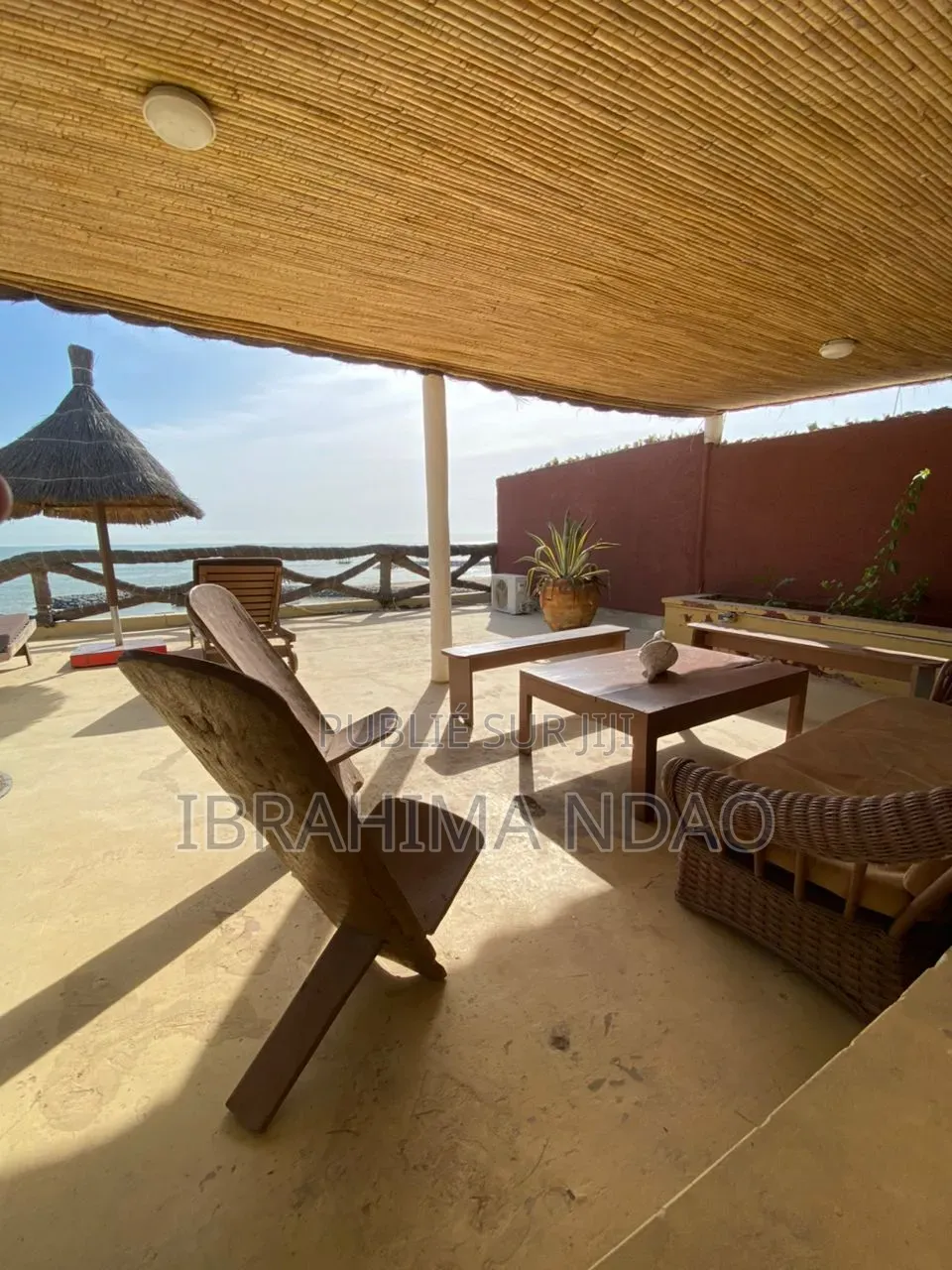 Meublé 3chbre Villa dans Bu Imo, Thiès Nord à Vendre