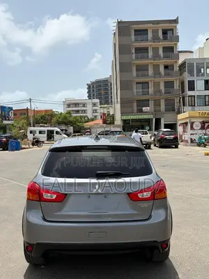 Mitsubishi Outlander 2017 Gris