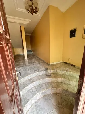 5chbre Appartement dans Yoff Cité Biagi à Louer