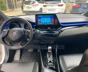 Toyota C-HR 2018 Blanc