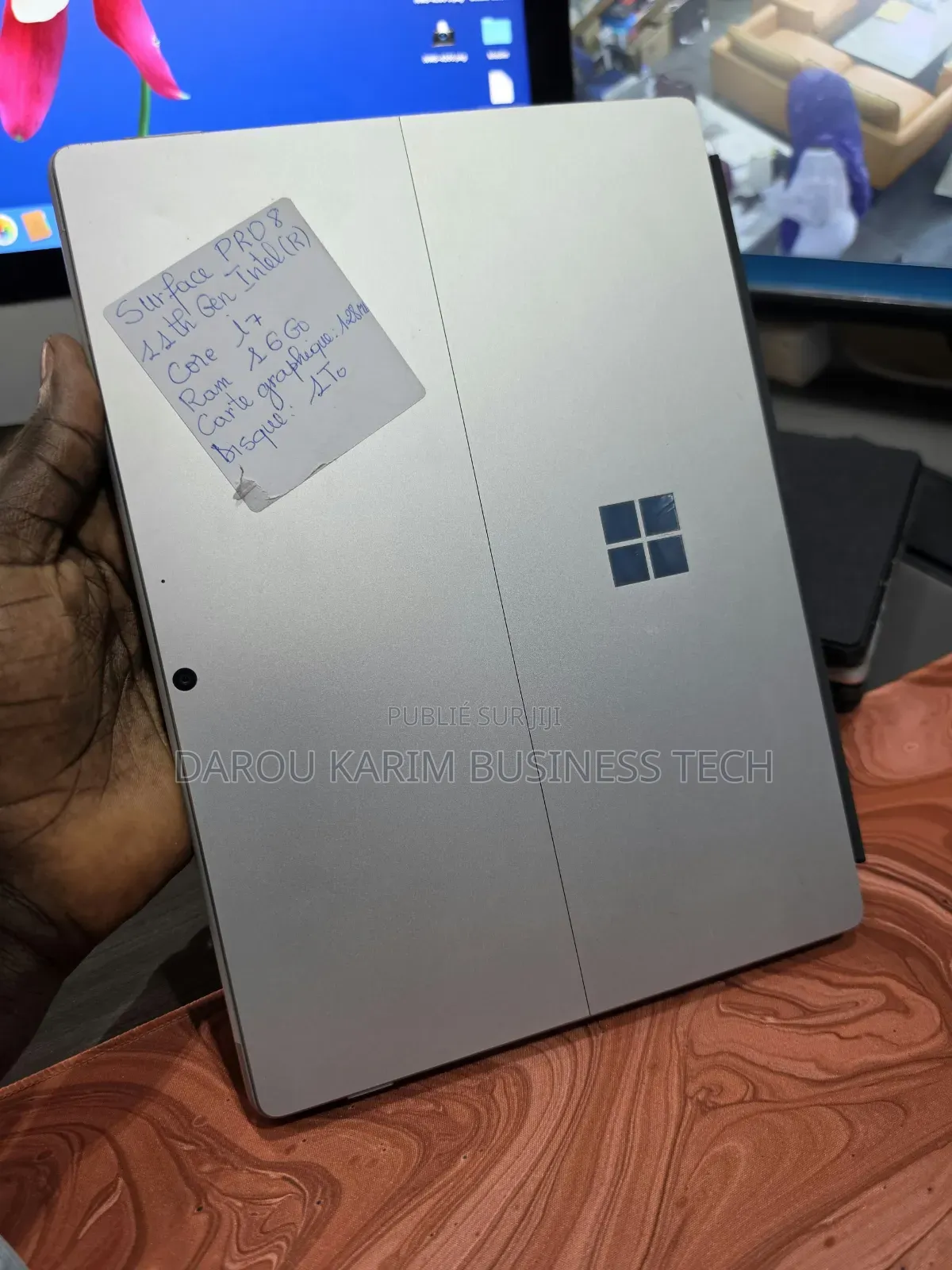 Nouveau Microsoft Surface Pro 8 16GB Intel Core i7 SSD 1T