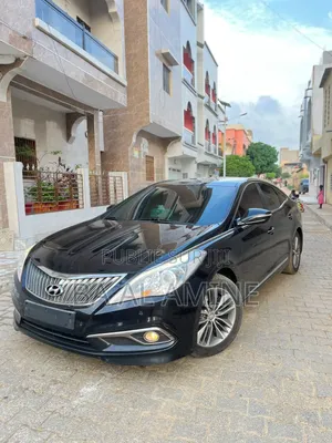 Hyundai Grandeur 2016 Noir