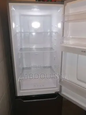 Frigo À Vendre Venant en Très Bonne État