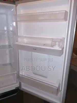 Frigo À Vendre Venant en Très Bonne État