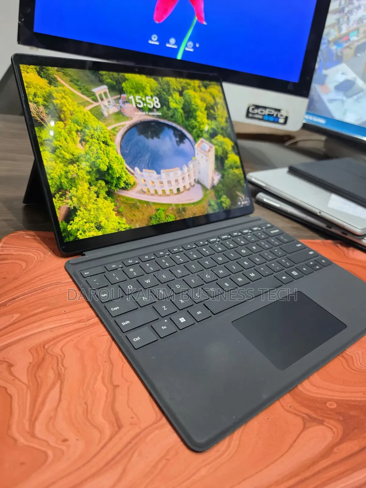 Nouveau Microsoft Surface Pro 9 16GB Intel Core i5 SSD 256GB