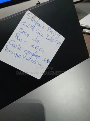 Nouveau Microsoft Surface Pro 9 16GB Intel Core i5 SSD 256GB