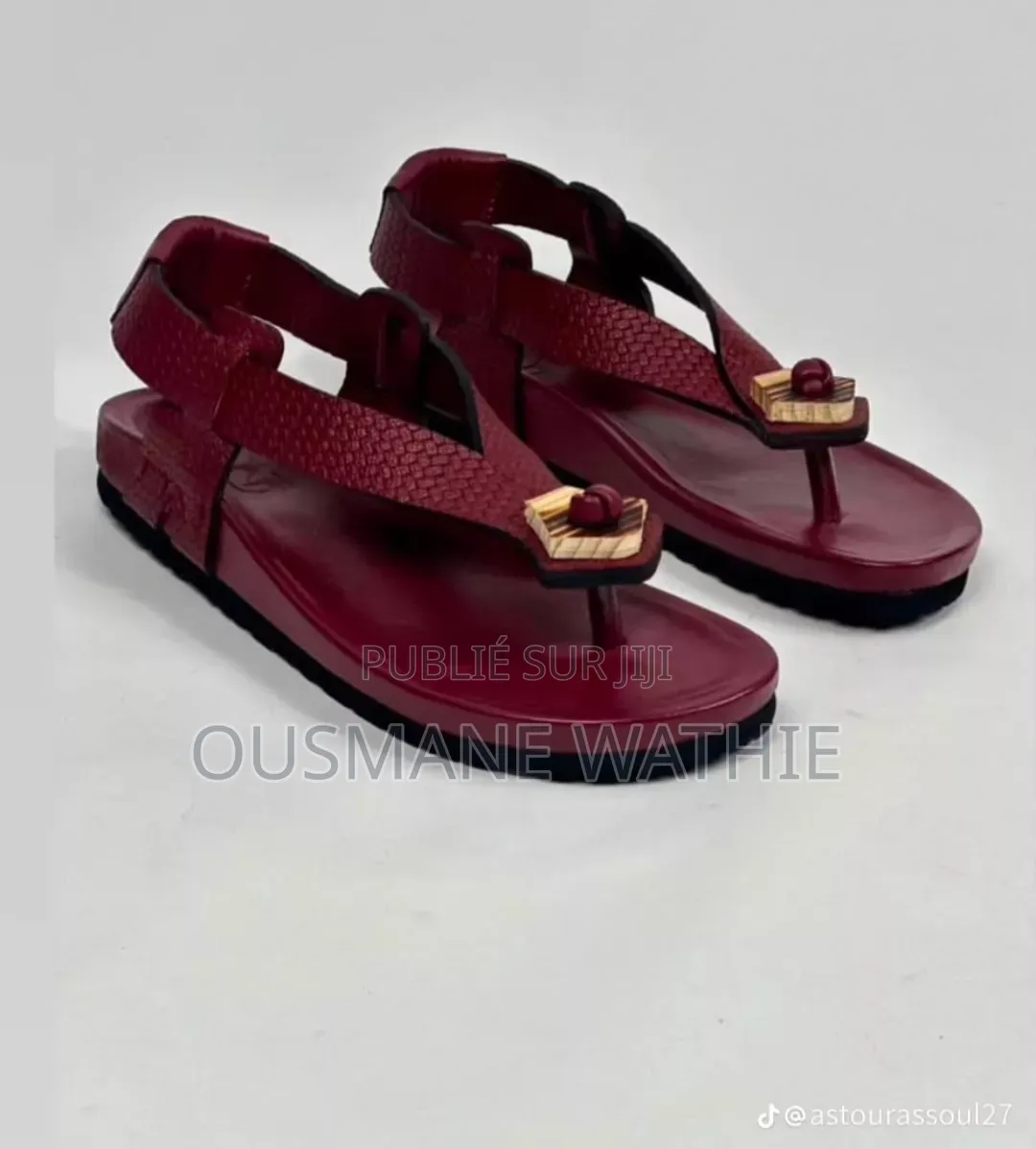 Noreyni Shoes 594 Confection Chaussures Homme Et Famme Mode in Senegal