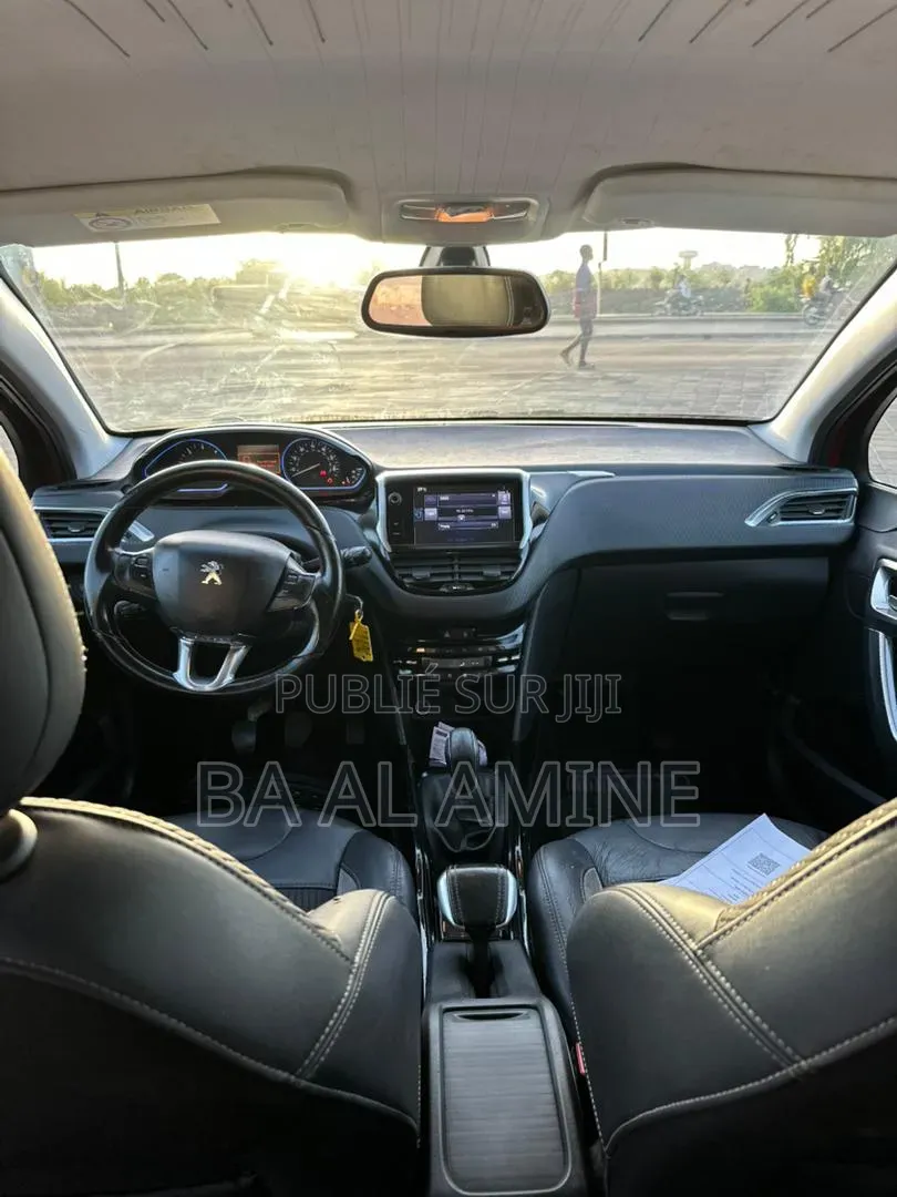 Peugeot 2008 2016 Orange