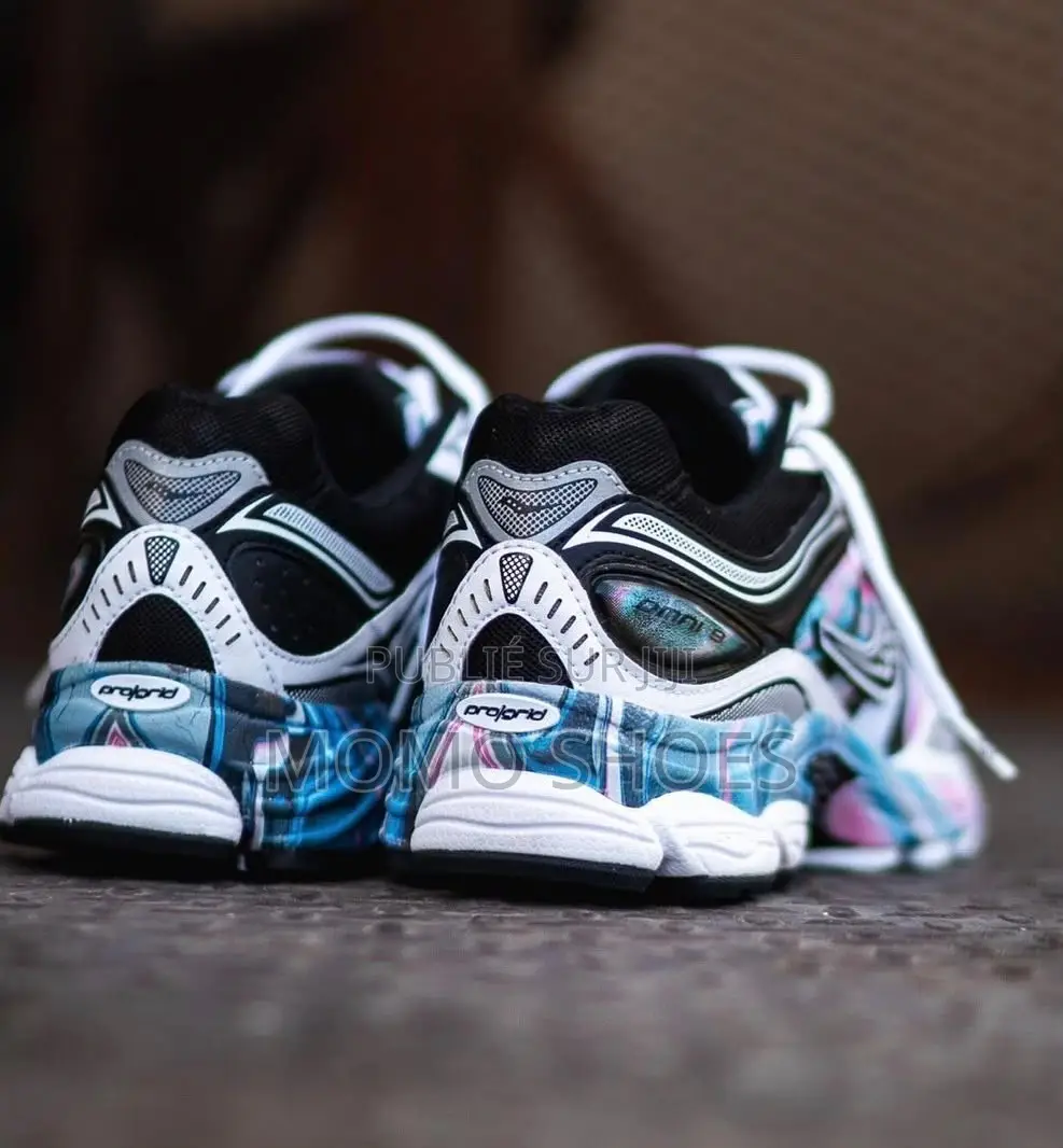 Saucony ProGrid Omni 9 Callen Schaub