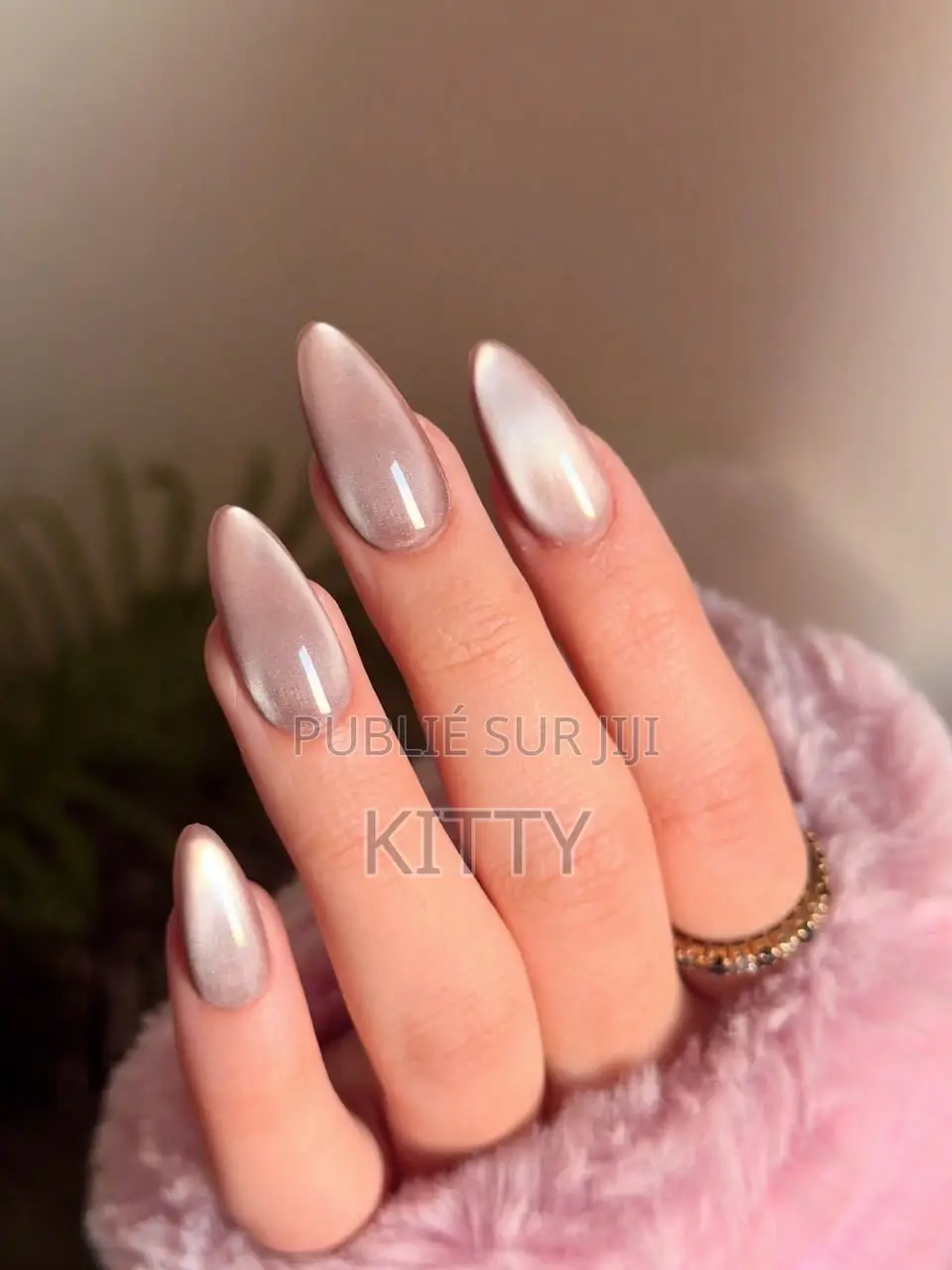 Press on Nail