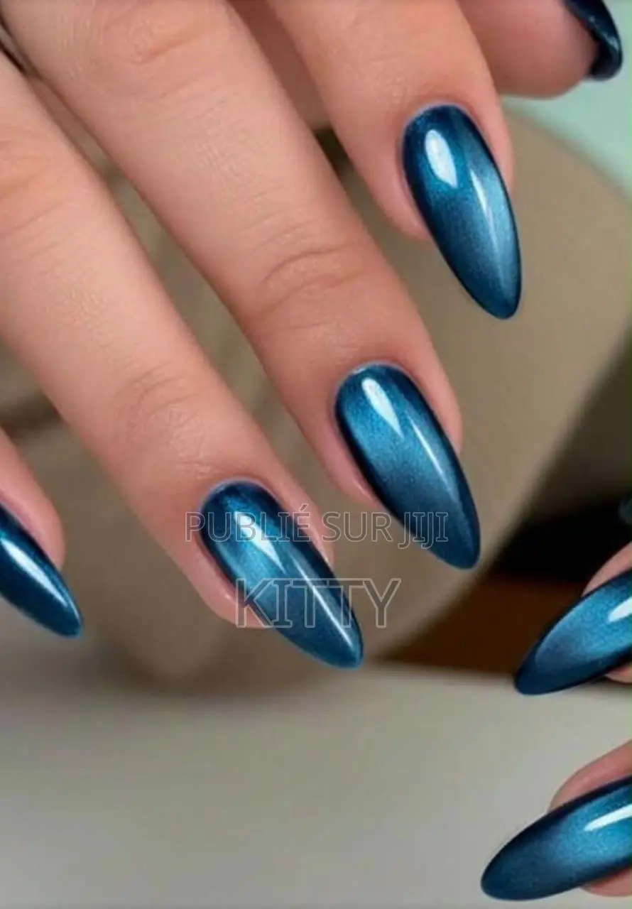 Press on Nail