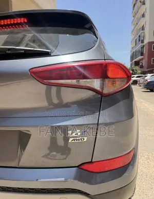 Hyundai Tucson 2017 Gris