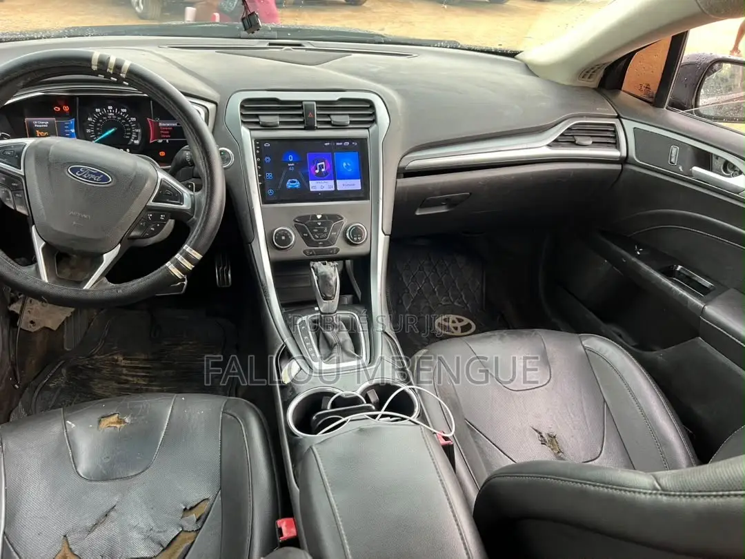 Ford Fusion 2016 Noir