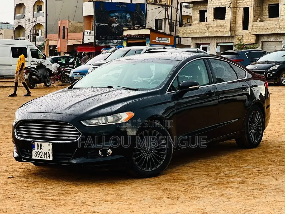 Ford Fusion 2016 Noir