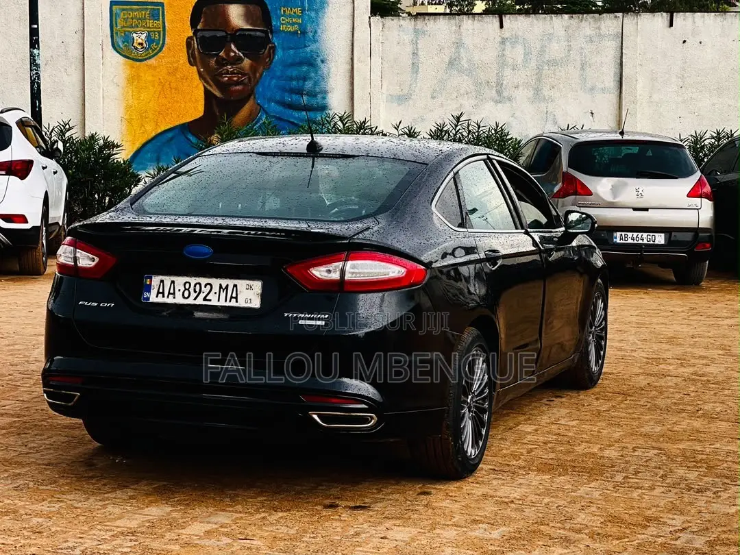 Ford Fusion 2016 Noir