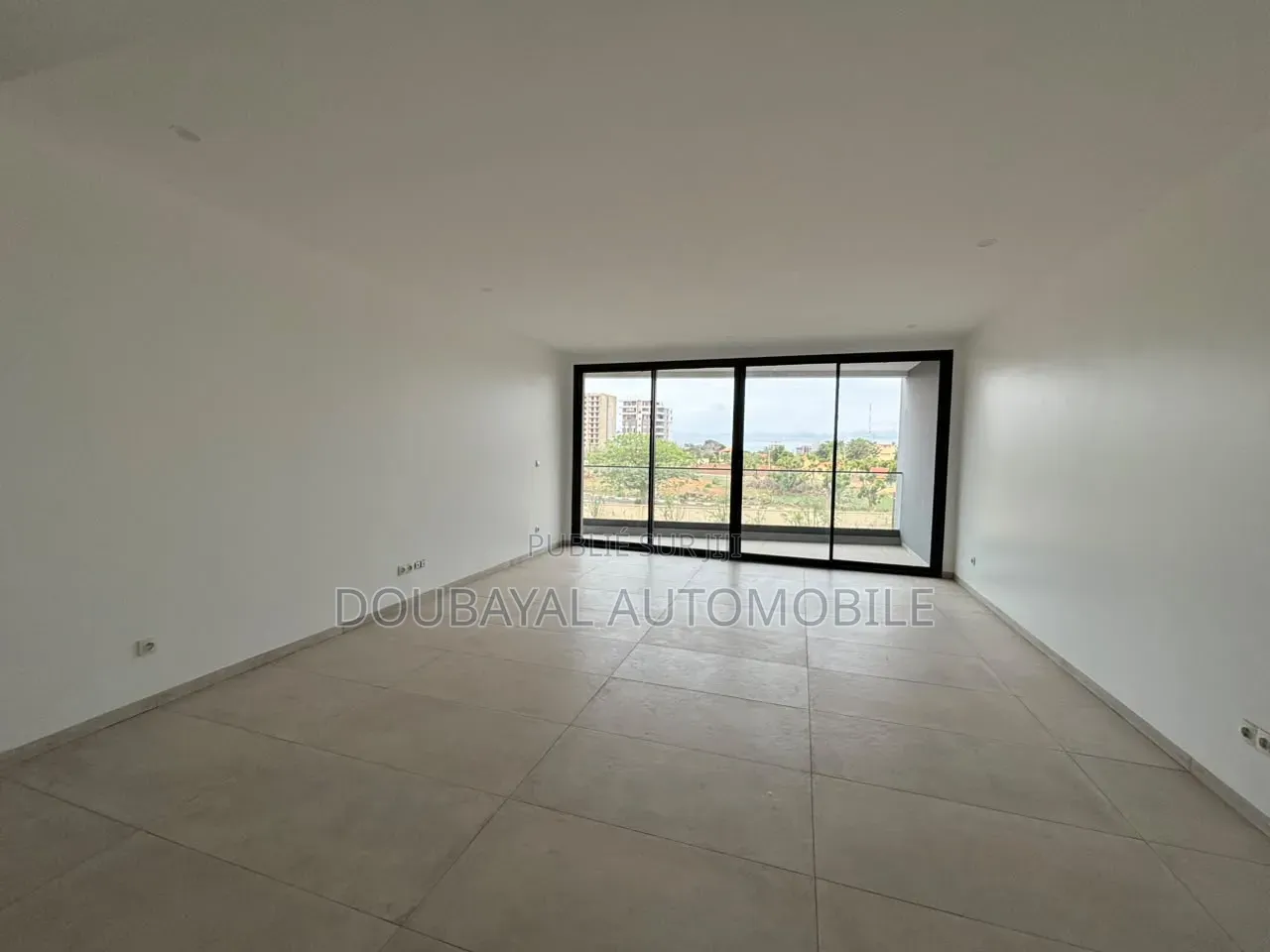 4chbre Appartement dans Oukam Aparament À, Ouakam à Louer