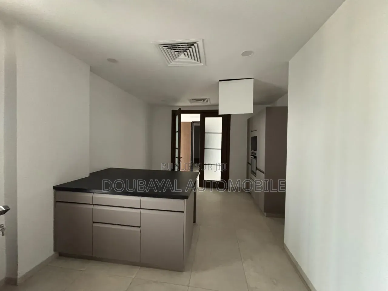 4chbre Appartement dans Oukam Aparament À, Ouakam à Louer