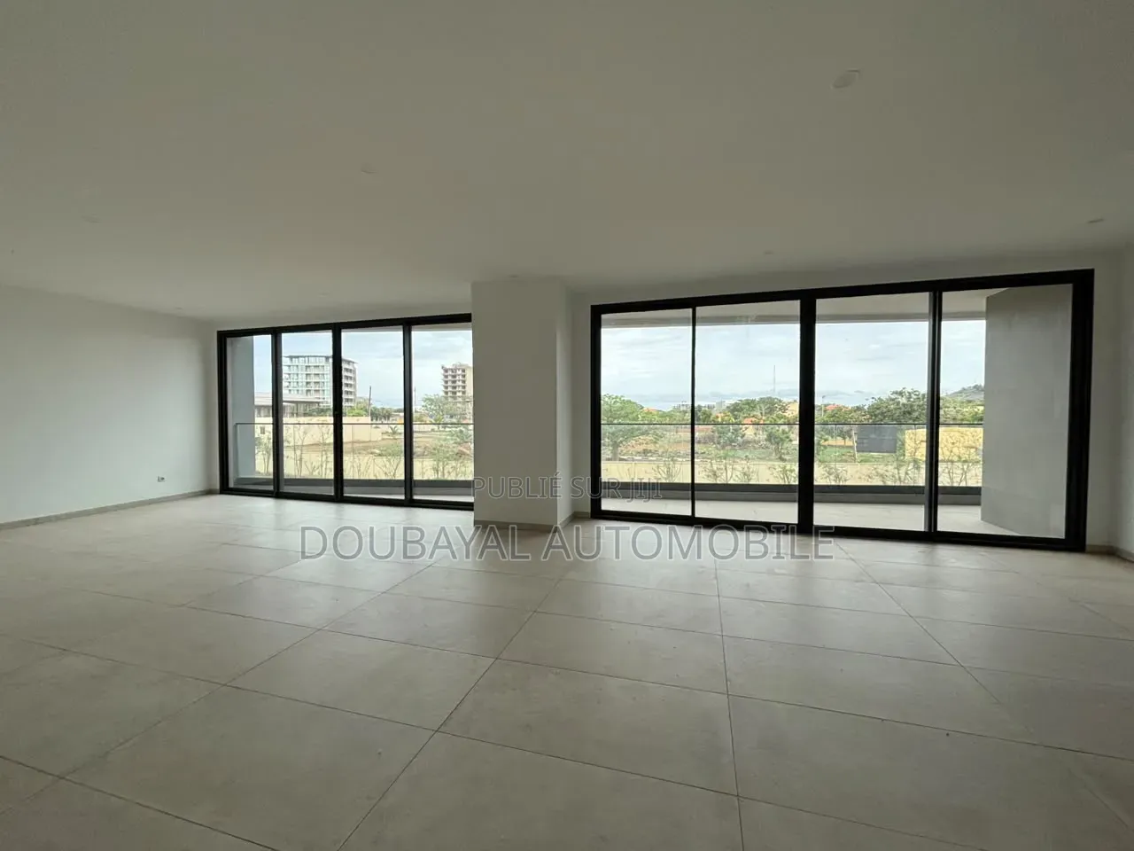4chbre Appartement dans Oukam Aparament À, Ouakam à Louer
