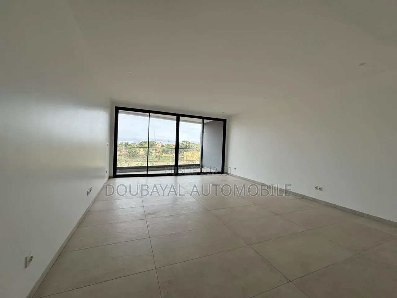 4chbre Appartement dans Oukam Aparament À, Ouakam à Louer