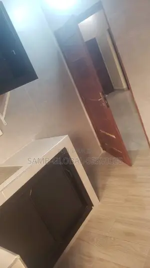3chbre Appartement dans Yoff à Louer