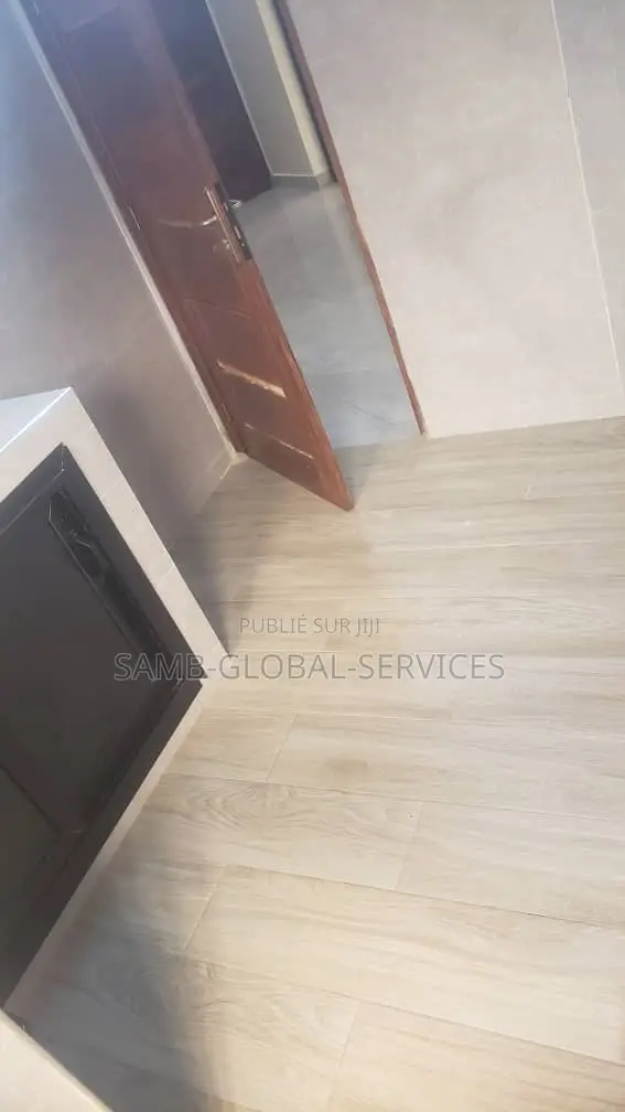 3chbre Appartement dans Yoff à Louer