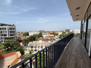 3chbre Appartement dans Oukam Aparament À, Ouakam à Louer
